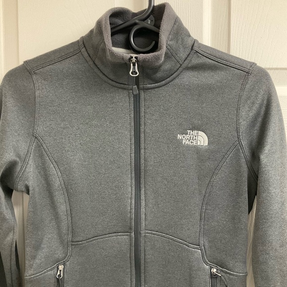 The North Face Fleece Jacket - Size S - Picture 2 of 11